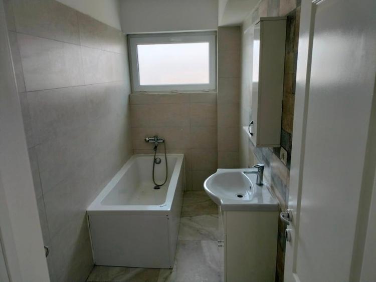 Apartament cu 2 camere decomandat în Cug