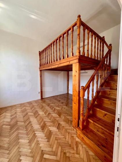 Garsonieră decomandată în Central
