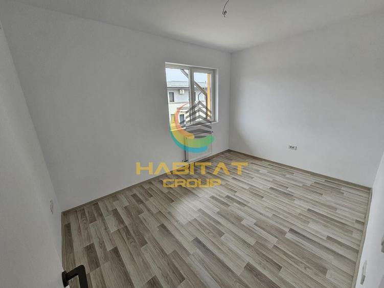 Apartament cu 3 camere decomandat în Berceni