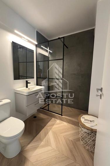 Apartament cu 3 camere decomandat în Tipografilor