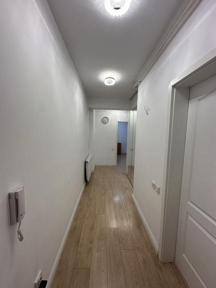 Apartament cu 2 camere decomandat în Roșu