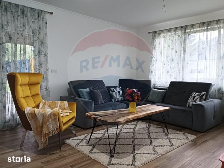 Casă cu 3 camere cu Teren 878 Mp în Central