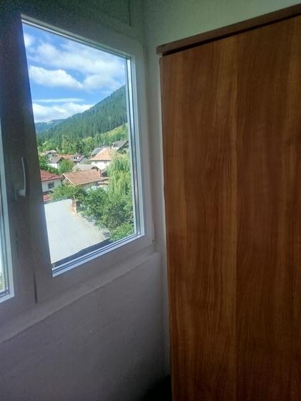 Garsonieră decomandată în Vama