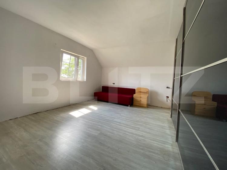 Casă individuală cu 4 camere cu Teren 1275 Mp în Seceani