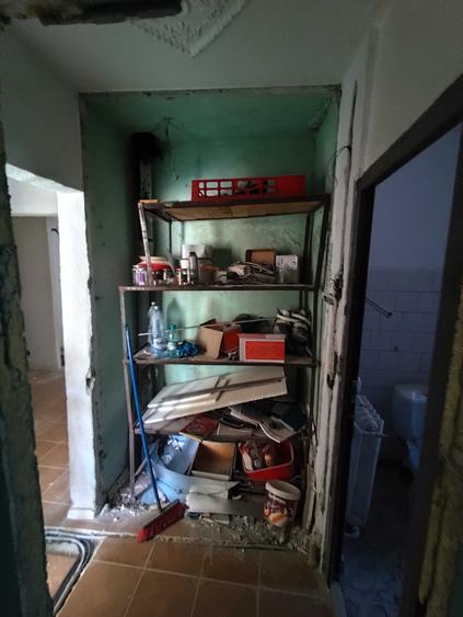 Apartament cu 3 camere decomandat în Crihala