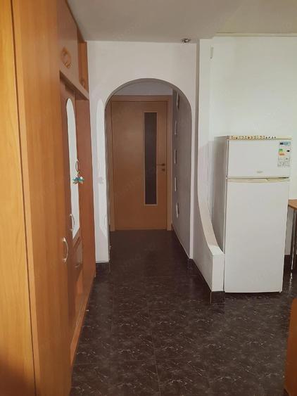 Apartament cu 2 camere decomandat în Steaua