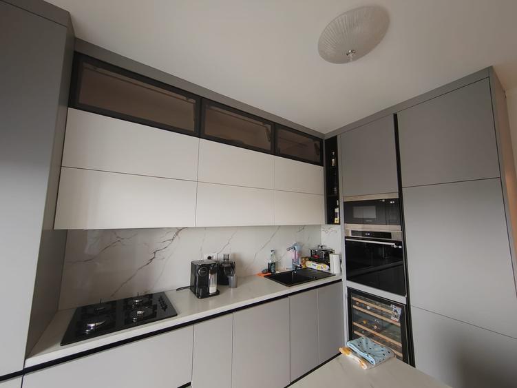 Apartament cu 3 camere în Splaiul Unirii