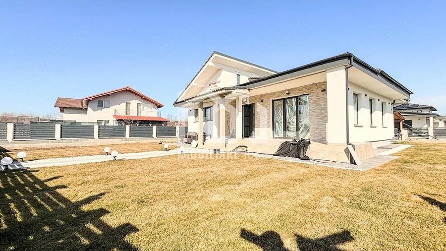 Casă cu 1 camere cu Teren 524 Mp în Jucu