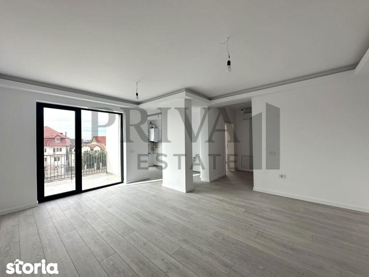 Apartament cu 3 camere decomandat în Girocului