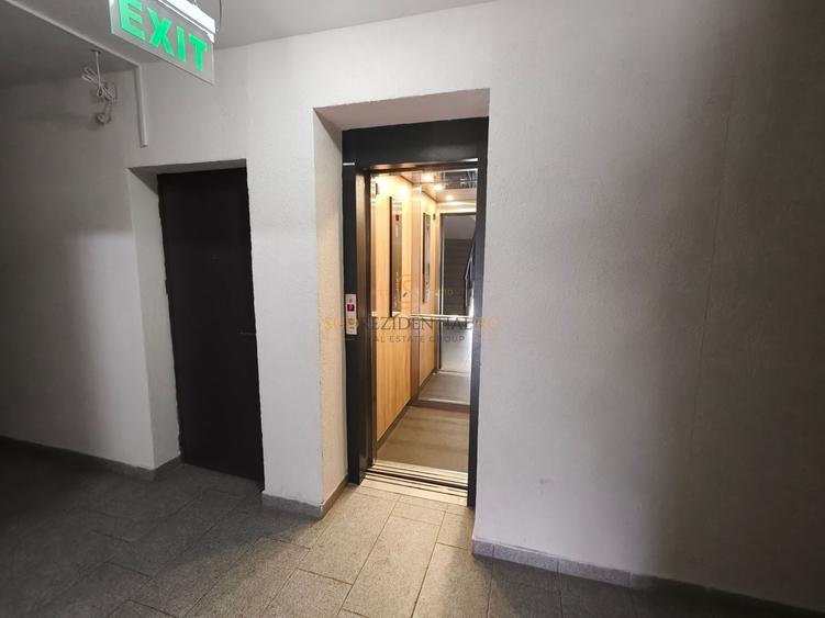 Apartament cu 3 camere decomandat, mobilat în Berceni