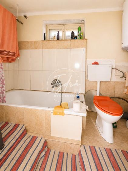 Casă individuală cu 5 camere cu Canalizare în Ludoș