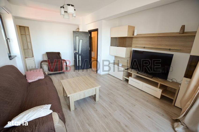 Apartament cu 3 camere decomandat, mobilat în Titan