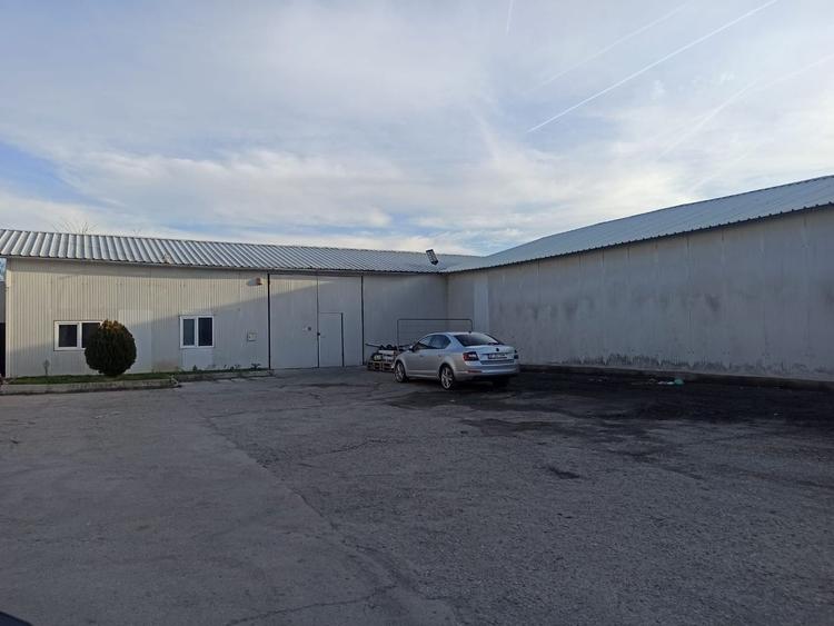 Spațiu industrial, de 732 mp, în Exterior Sud