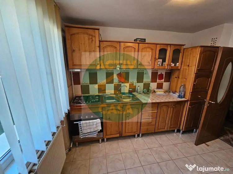Apartament 3 camere, etaj 1 - 9