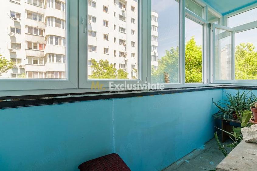 Apartament cu 3 camere decomandat în Sebastian