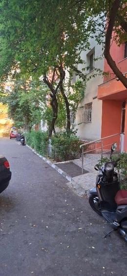 Apartament cu 2 camere decomandat, mobilat în Colentina