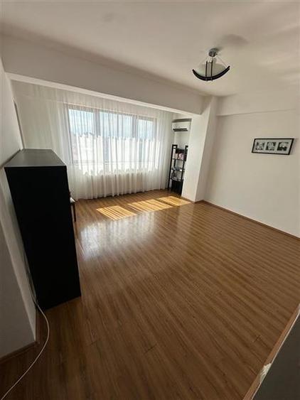 Apartament cu 2 camere decomandat în Dămăroaia
