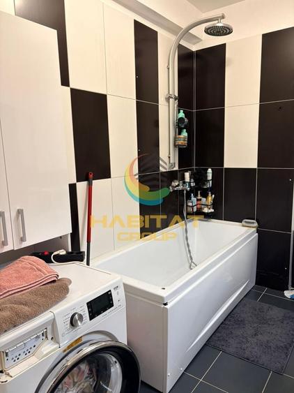 Apartament cu 2 camere semidecomandat, mobilat în Est