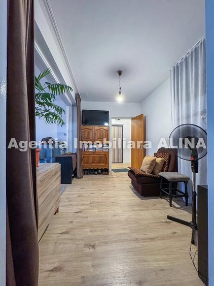 Apartament cu 3 camere decomandat în Piața Centrală