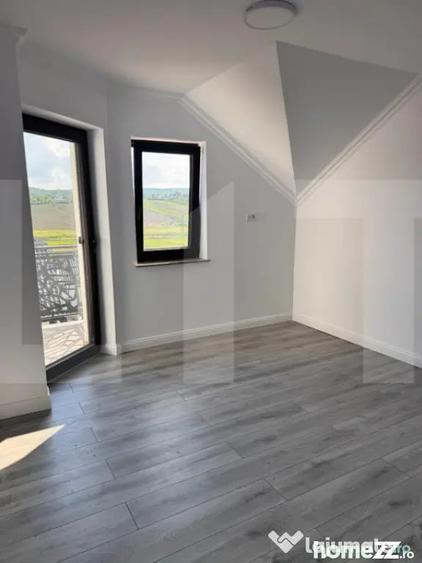 Casă cu 4 camere cu Teren 373 Mp în Central