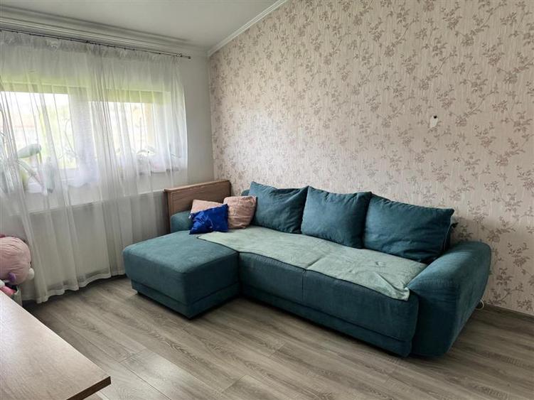 Apartament cu 2 camere decomandat, mobilat în Aeroport