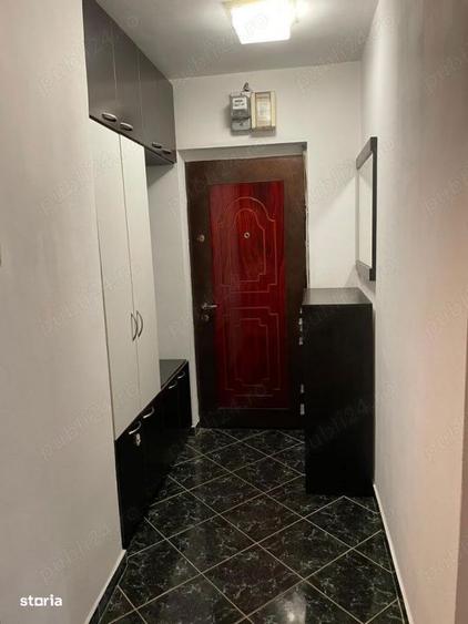 Apartament cu 3 camere decomandat, mobilat în Drumul Taberei