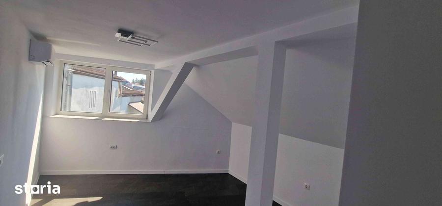 Apartament 2 camere, mansarda, zona centrala Bra?ov 650/luna - 1