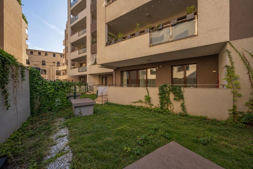 Apartament cu 2 camere semidecomandat, mobilat în Unirii