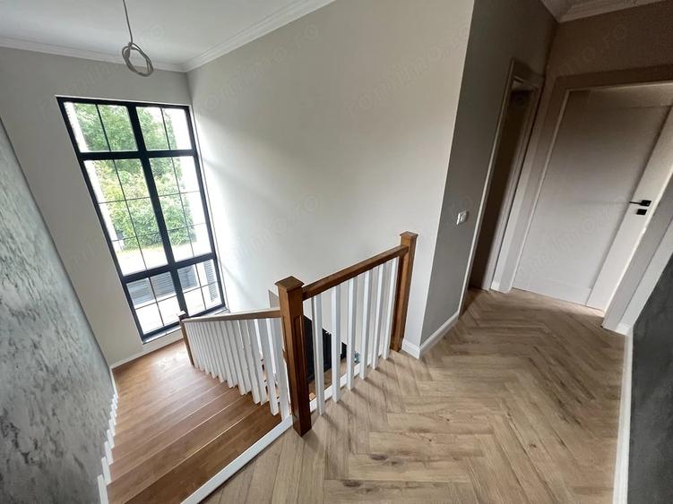 Casă cu 4 camere cu Teren 308 Mp în Favorit