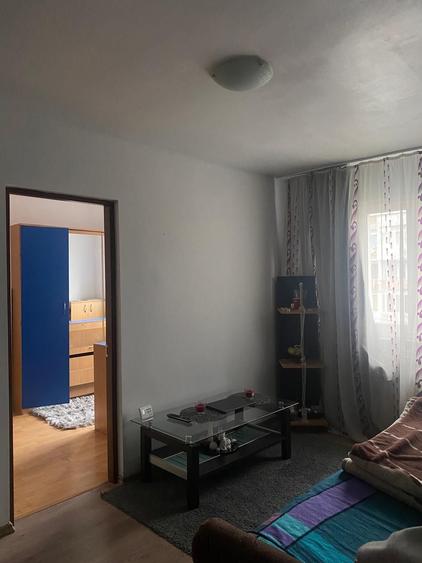 Apartament cu 2 camere semidecomandat în Exterior Vest