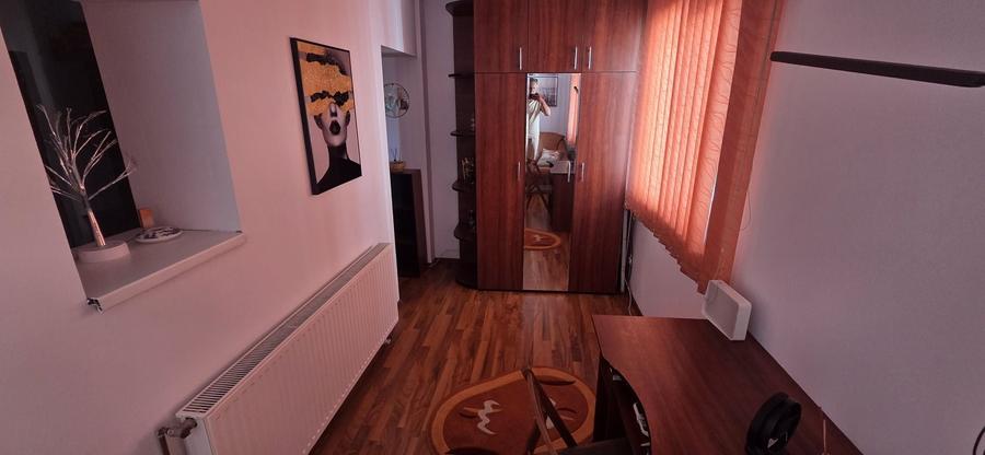 Garsonieră decomandată în Dorobanți