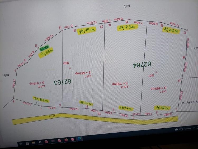 Teren Construcții extravilan de 700 mp, în Roșcani