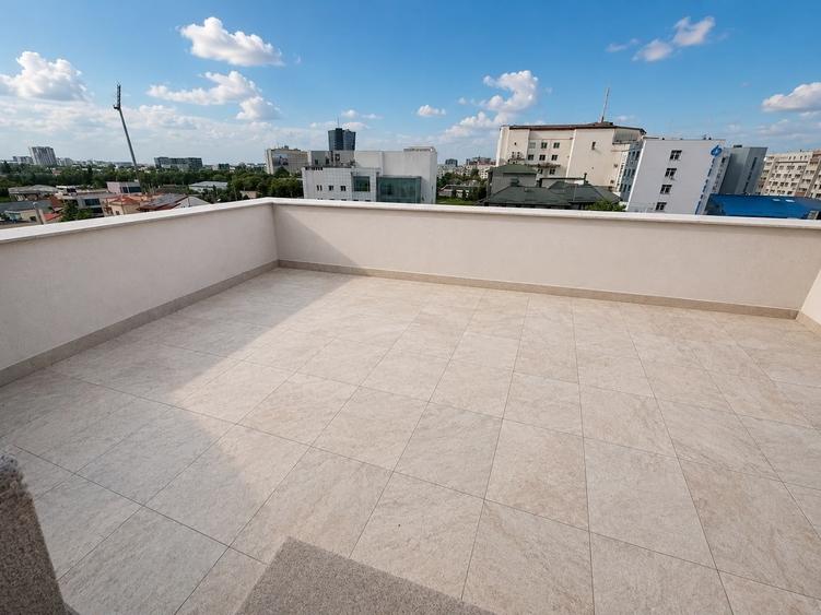 Apartament cu 4 camere în Dorobanți