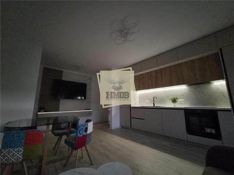 Apartament cu 3 camere decomandat, mobilat în Exterior Sud