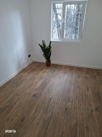 Vand apartament cu 3 camere semidecomandat - 3