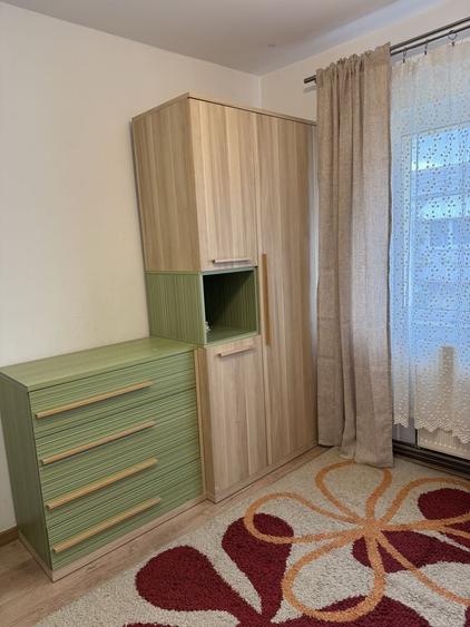 inchiriez sp 3 camere - 3