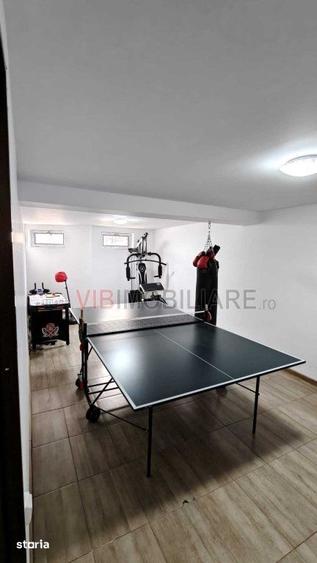 Casă cu 9 camere cu Teren 610 Mp în Ion Creangă