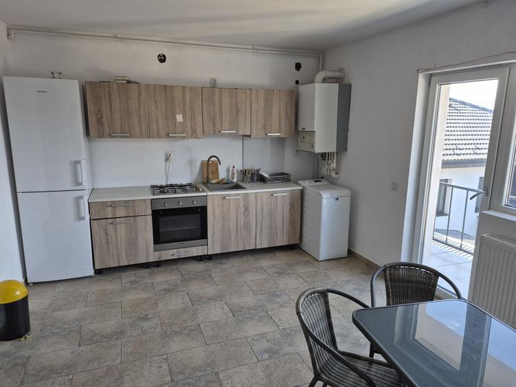 Apartament cu 3 camere în Sâncraiu de Mureș