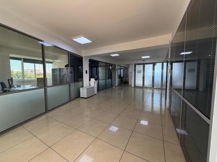 Birou, de 208.66000366211 mp, în Ultracentral