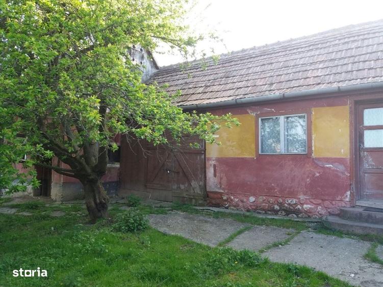 Casă cu 3 camere în Alămor