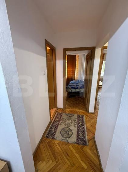 Apartament cu 3 camere decomandat în Central