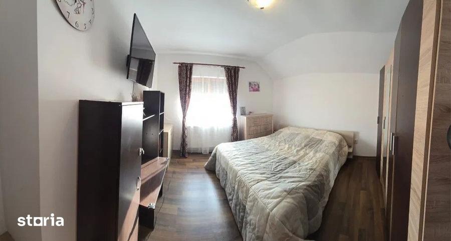 Casă cu 4 camere cu Teren 300 Mp în Agigea