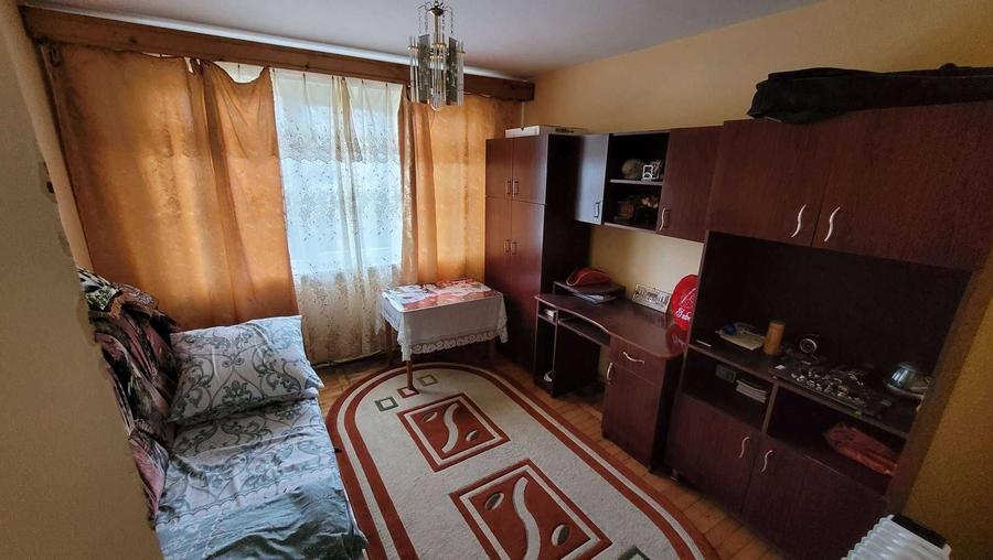 Apartament cu 2 camere nedecomandat în Petros