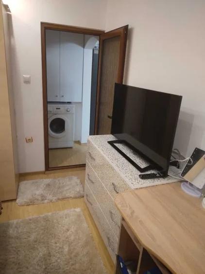 Apartament cu 2 camere semidecomandat, mobilat în Apollo