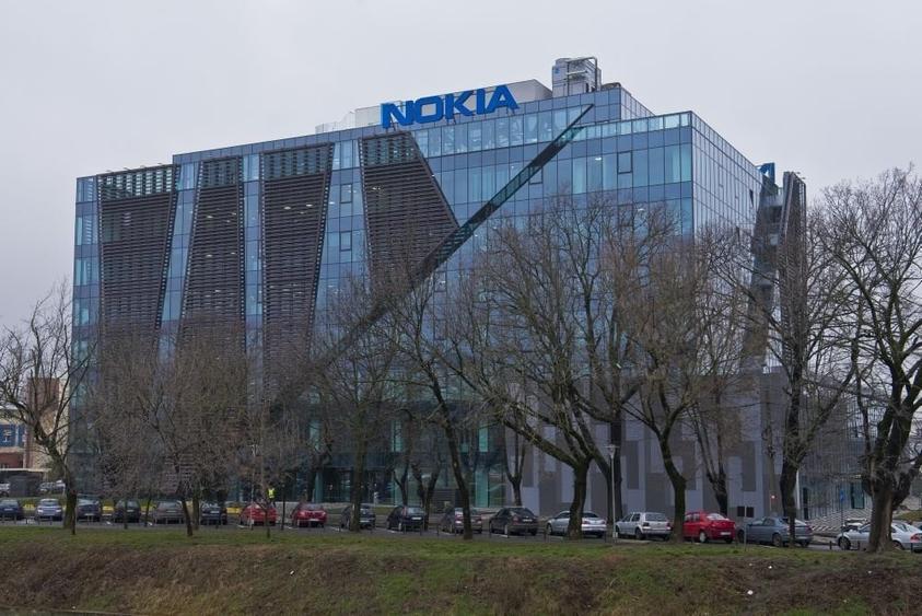 Birou, de 73,000 mp, în Central
