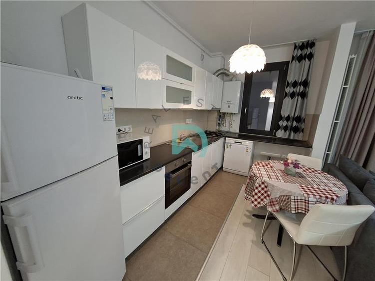 Apartament cu 3 camere semidecomandat în Bartolomeu