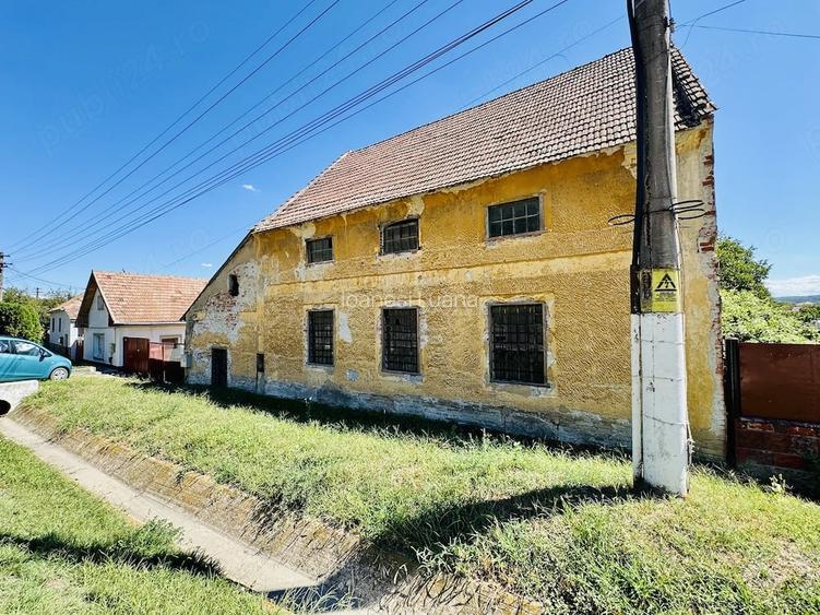 Constructie industriala cu teren 1254 mp de vanzare | Seica Mare