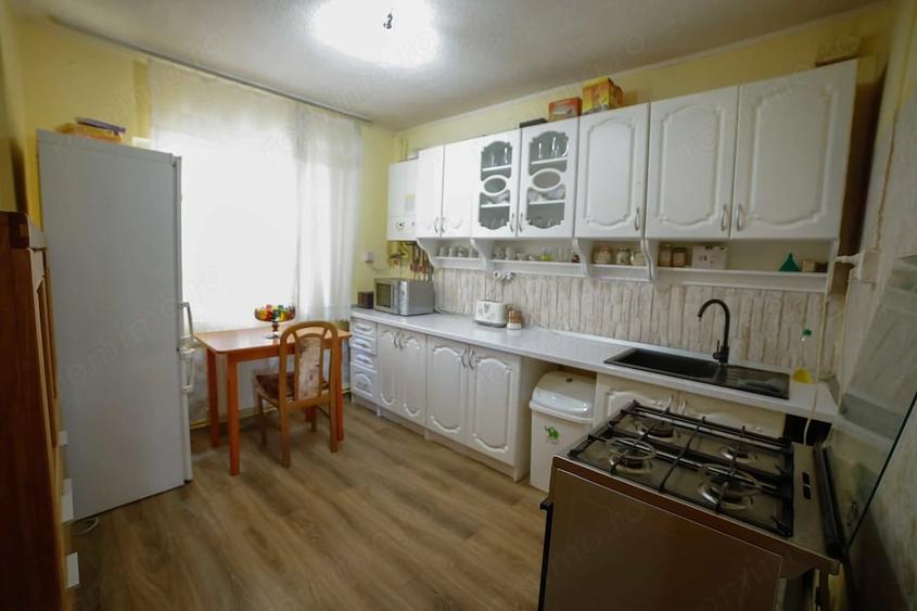 Casă cu Teren 157 Mp în Central