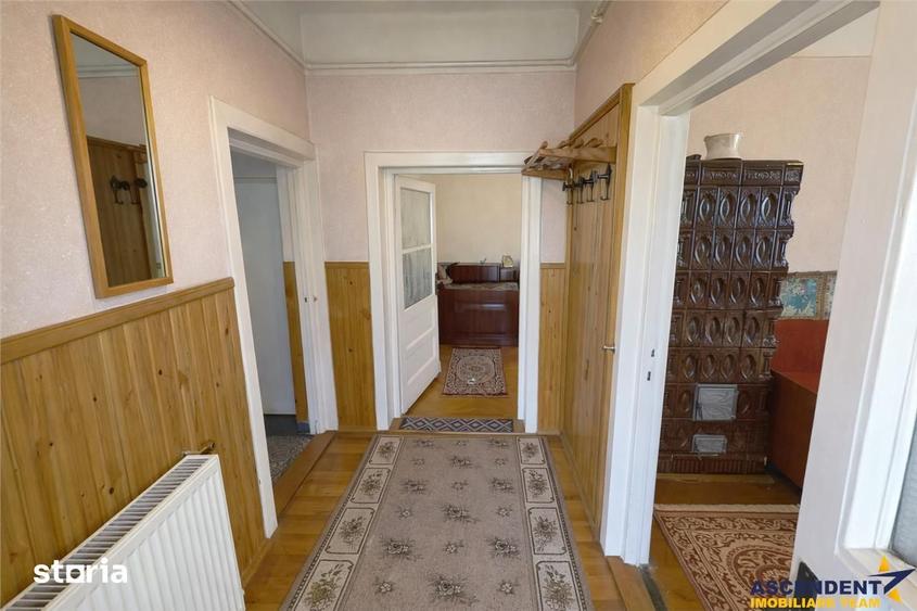 Casă cu 2 camere cu Teren 250 Mp în Remetea