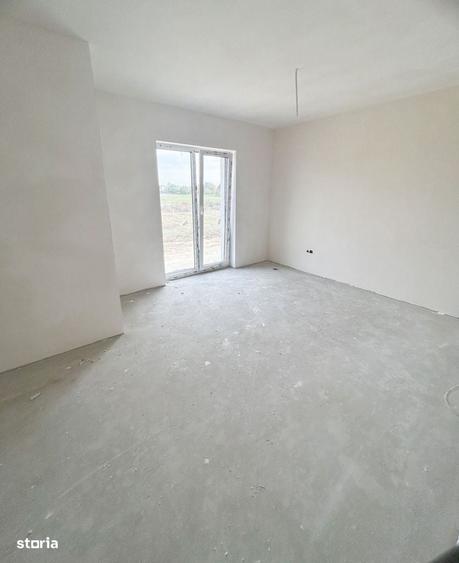 Apartament cu 4 camere în Moșnița Nouă
